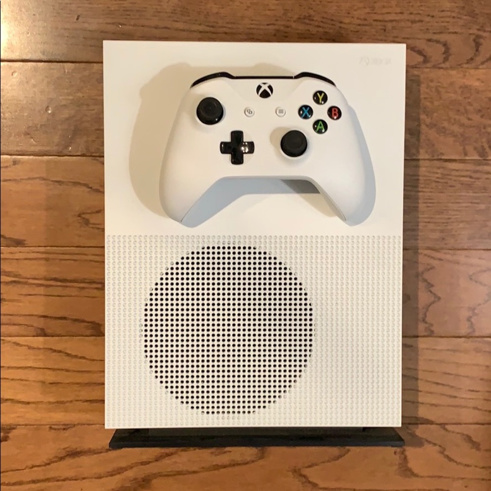 Xbox One S 2TB Console